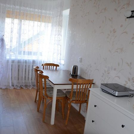 Nameliu Ir 2-4 Vietu Kambariu Nuoma Sventojoje, Zuvedru G Hotel Šventoji Buitenkant foto