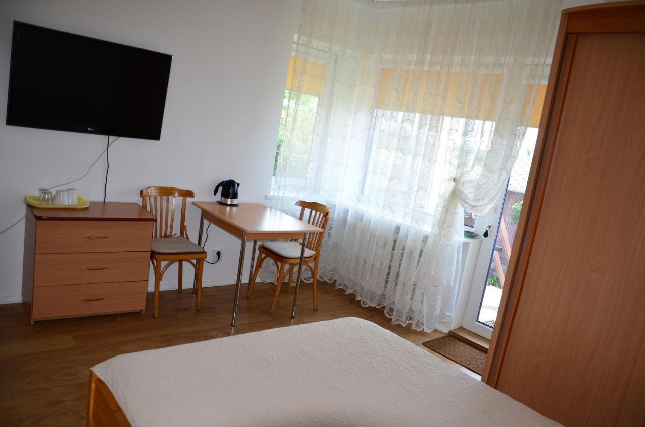 Nameliu Ir 2-4 Vietu Kambariu Nuoma Sventojoje, Zuvedru G Hotel Šventoji Buitenkant foto
