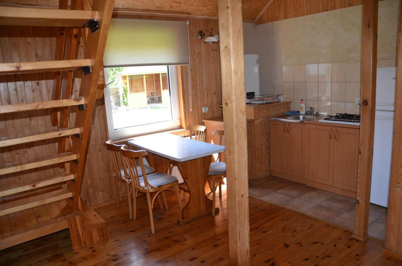 Nameliu Ir 2-4 Vietu Kambariu Nuoma Sventojoje, Zuvedru G Hotel Šventoji Buitenkant foto