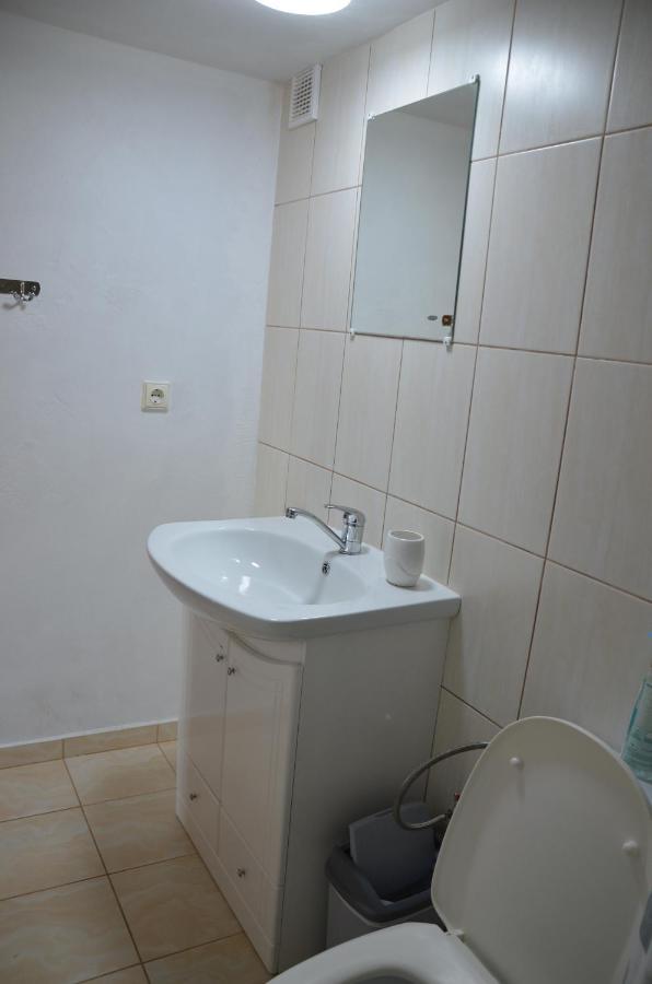 Nameliu Ir 2-4 Vietu Kambariu Nuoma Sventojoje, Zuvedru G Hotel Šventoji Buitenkant foto